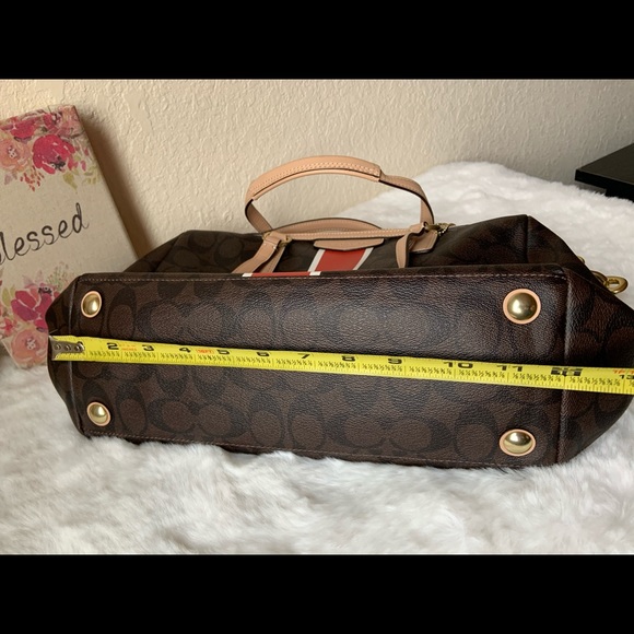 Coach satchel - Picture 8 of 11